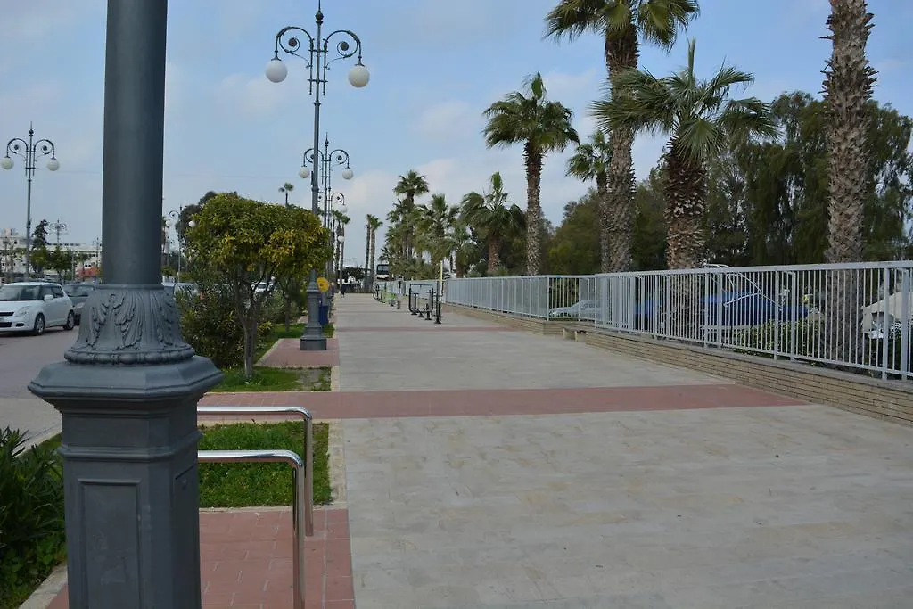 P L Panagiotis Apartment Larnaca Cipru